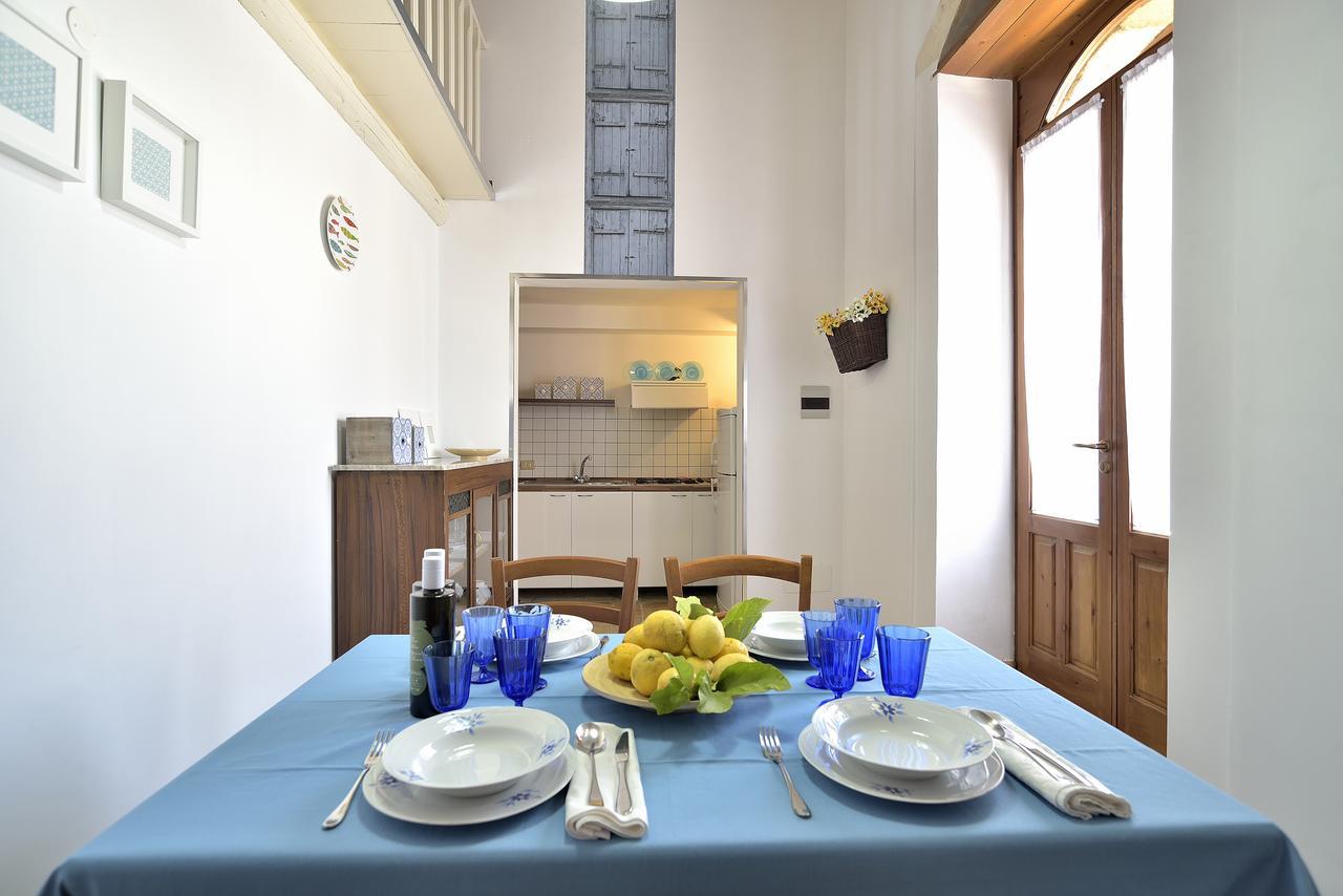 איספיקה Villa Giannina מראה חיצוני תמונה