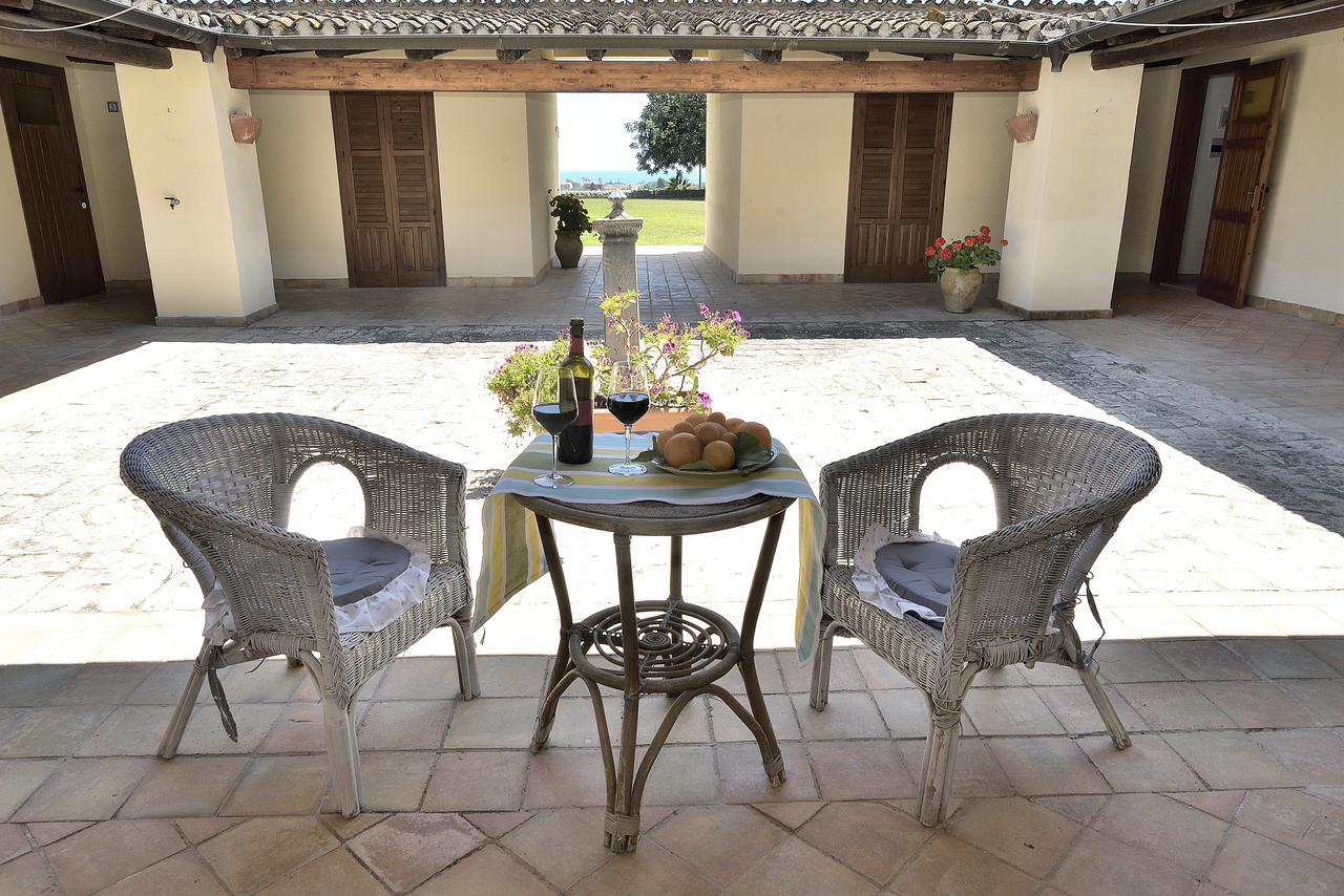 איספיקה Villa Giannina מראה חיצוני תמונה