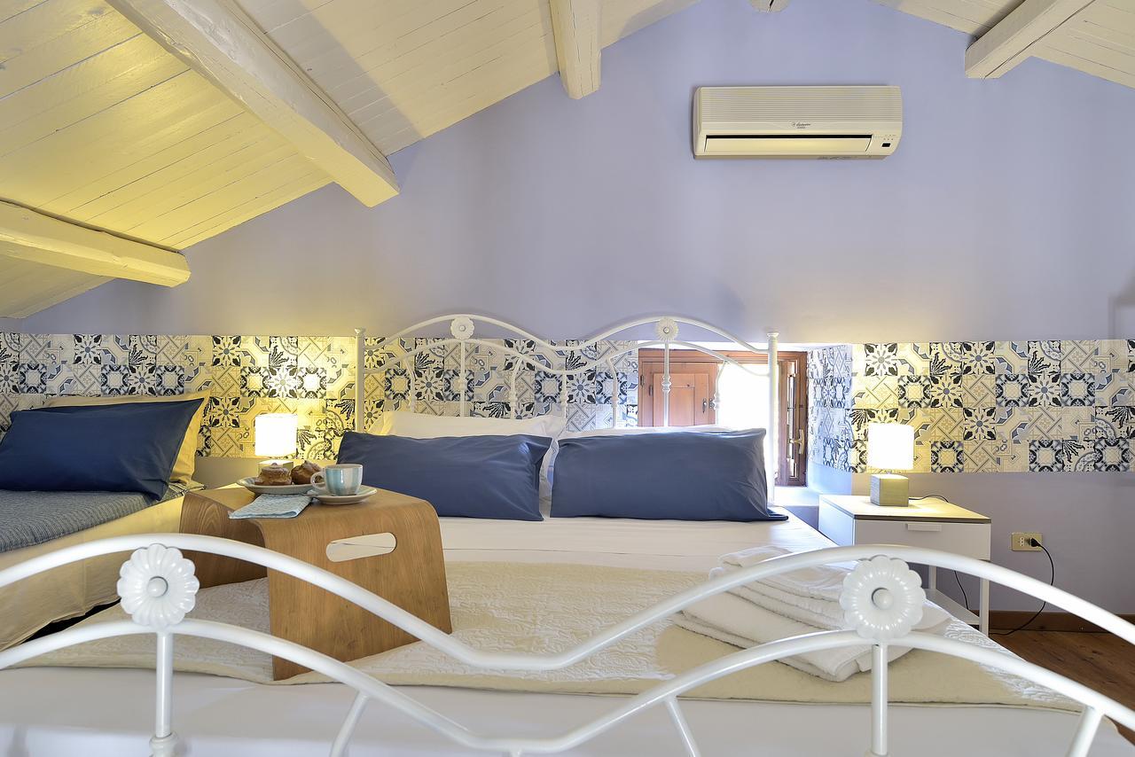 איספיקה Villa Giannina מראה חיצוני תמונה